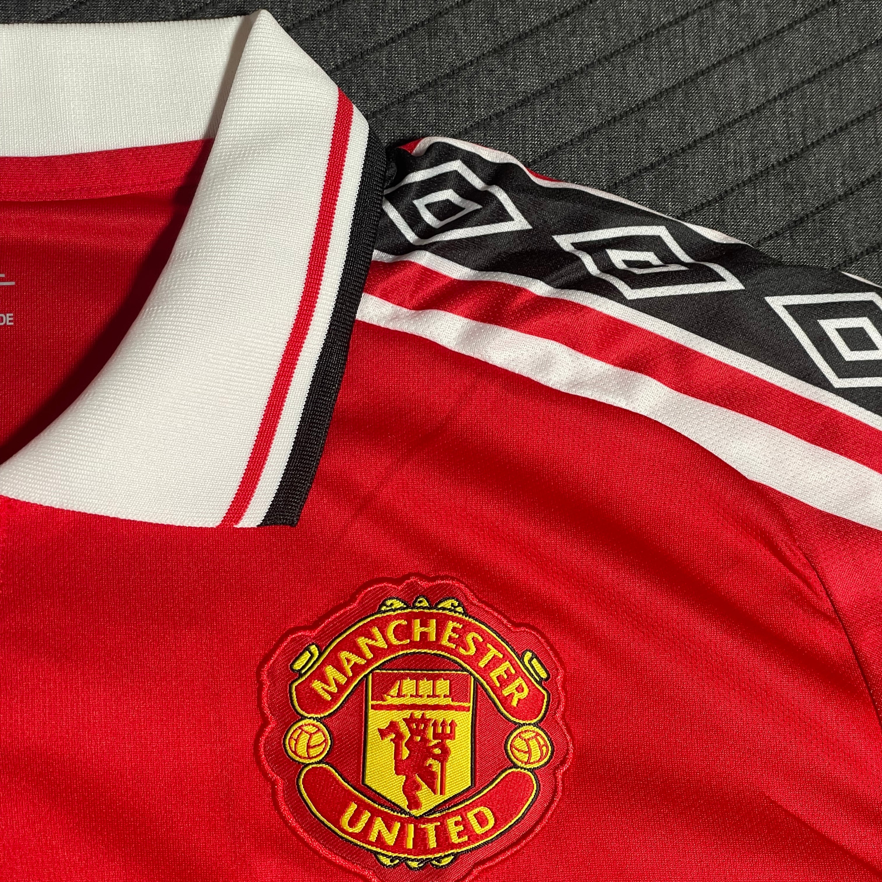 1998-99 United home (jersey+ Shorts) | Retro