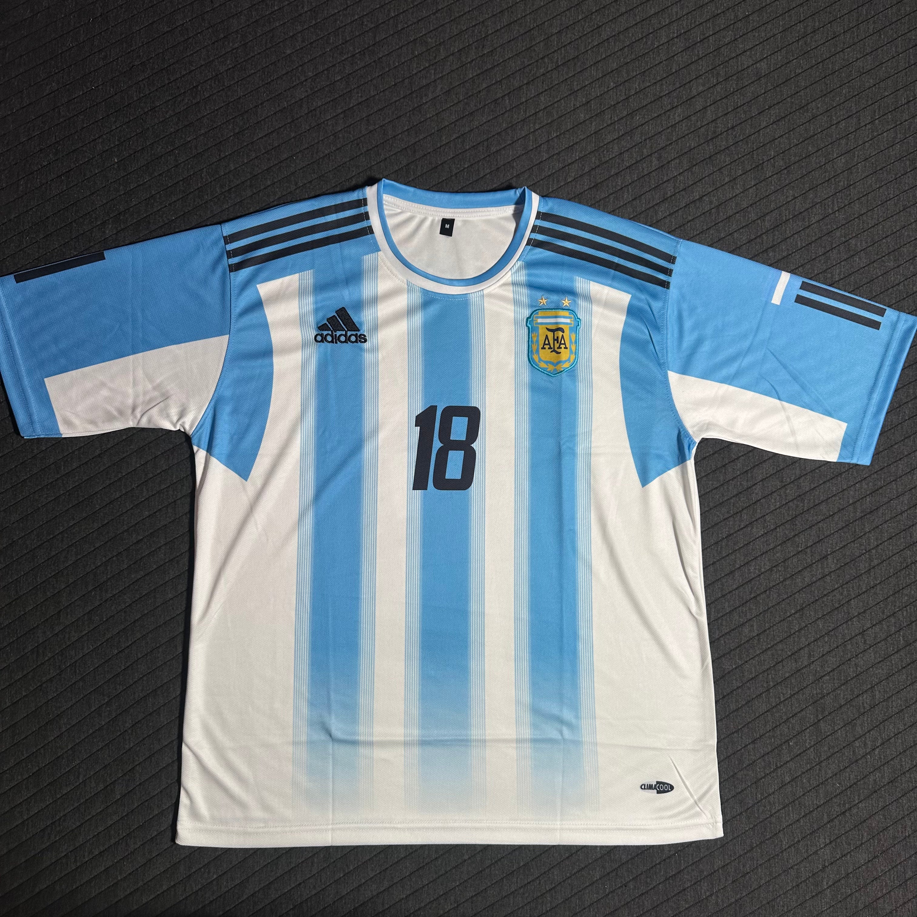 Argentina 2004/05 home Messi 18 | Retro