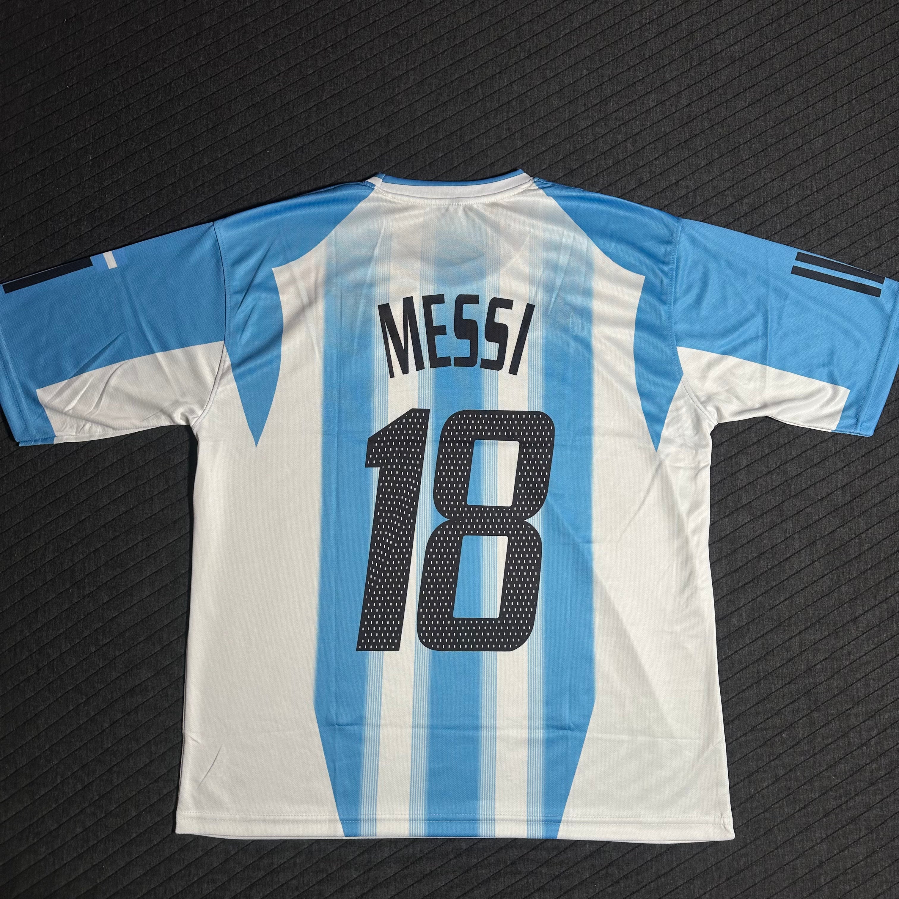 Argentina 2004/05 home Messi 18 | Retro