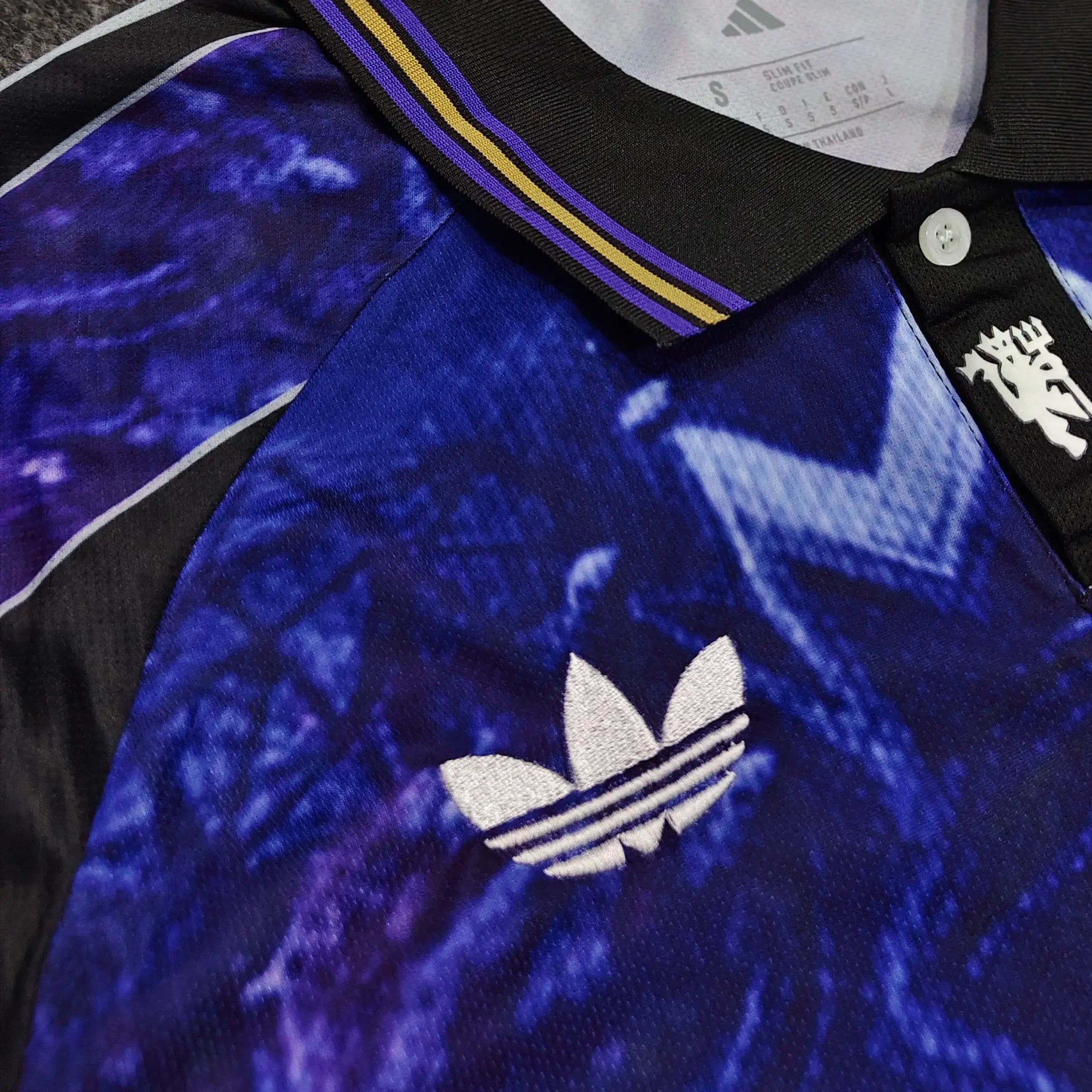 MAN UTD SPECIAL BLUE CUP KIT 2025/26